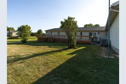 6840 Akron Avenue NW, Canal Fulton, OH 44614 - Photo 7