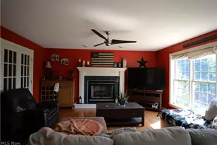 5295 Sycamore Hill Dr, New Middletown, OH 44442 - Photo 9