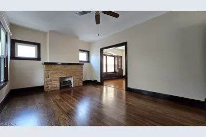 2126 Richland Avenue, Oakwood, OH 44107 - Photo 3