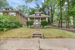 602 Blaine Ave, Akron, OH 44310 - Photo 1