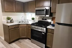 5108 University Dr, Geneva on the Lake, OH 44041 - Photo 5