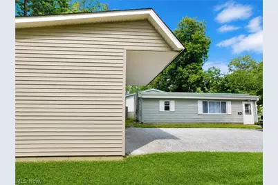 5108 University Drive, Geneva on the Lake, OH 44041 - Photo 3