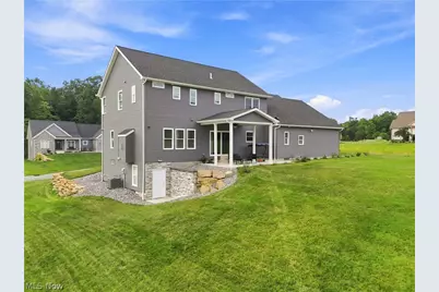 6385 Meander Glen Drive, Austintown, OH 44515 - Photo 3
