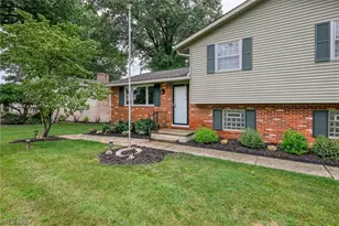 5610 Comanche St NW, North Canton, OH 44720 - Photo 3