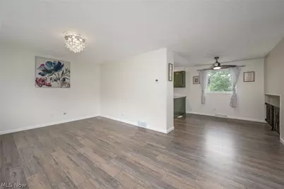5610 Comanche Street NW, North Canton, OH 44720 - Photo 11