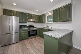 5610 Comanche St NW, North Canton, OH 44720 - Photo 7