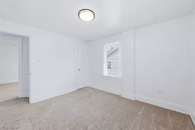 572 E Archwood Avenue, Akron, OH 44301 - Photo 35