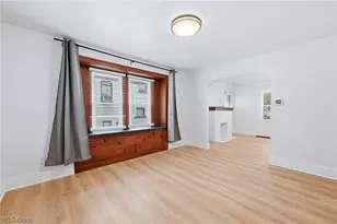 572 E Archwood Ave, Akron, OH 44301 - Photo 23