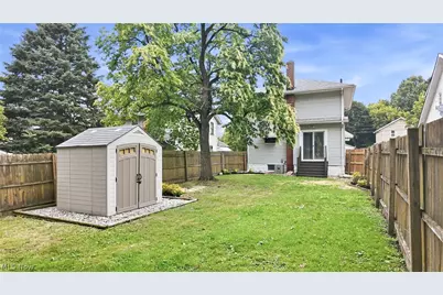 572 E Archwood Avenue, Akron, OH 44301 - Photo 13