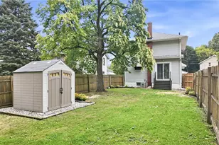 572 E Archwood Ave, Akron, OH 44301 - Photo 13
