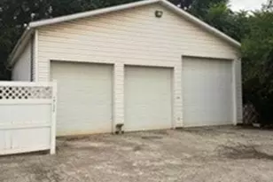 429 Columbia St, Leetonia, OH 44431 - Photo 3