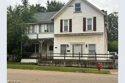 429 Columbia Street, Leetonia, OH 44431 - Photo 1