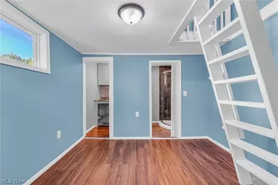 3900 W 33rd Street #3, Loveland, OH 44109 - Photo 3