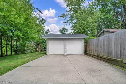 2203 Bunts Road, Oakwood, OH 44107 - Photo 39