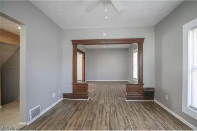 559 E Exchange Street, Akron, OH 44306 - Photo 5