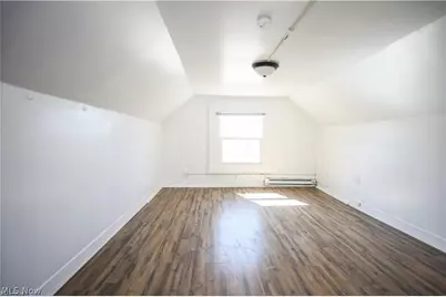 559 E Exchange Street, Akron, OH 44306 - Photo 11