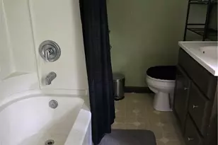 490 Tompkins Ave, Akron, OH 44305 - Photo 11
