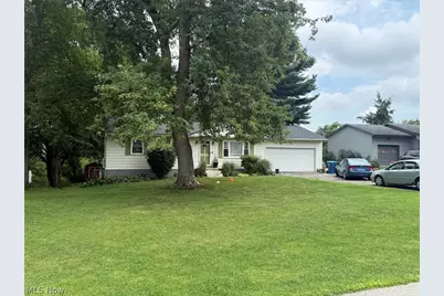 2847 Carillon Drive, Norton, OH 44203 - Photo 9