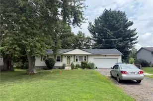 2847 Carillon Dr, Norton, OH 44203 - Photo 11