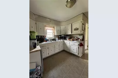 1891 E 33rd Street, Lorain, OH 44055 - Photo 5