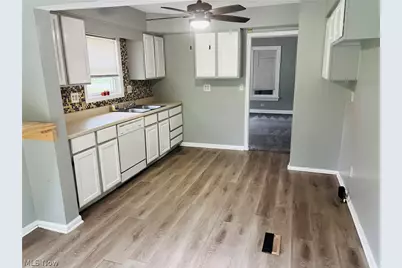 57 Park Road, Painesville Twp, OH 44077 - Photo 9