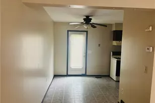 406 Maplebrook Dr, Painesville Twp, OH 44077 - Photo 5