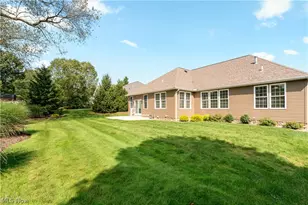 2248 Grimsby St NW, North Canton, OH 44720 - Photo 45