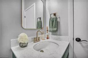 12701 Larchmere Blvd, Loveland, OH 44120 - Photo 27