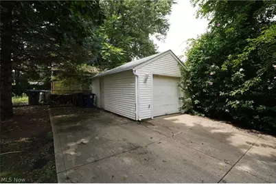 1761 Marks Avenue, Akron, OH 44305 - Photo 9