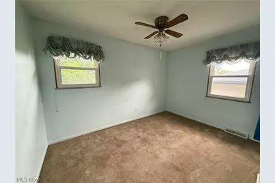 386 Fulmer Avenue, Akron, OH 44312 - Photo 19