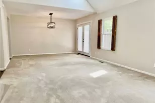 5830 Ridgeview Ln, Willoughby, OH 44094 - Photo 9