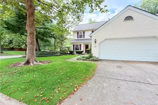 5830 Ridgeview Ln, Willoughby, OH 44094 - Photo 3
