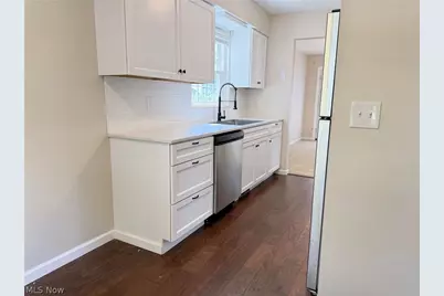 5830 Ridgeview Lane, Willoughby, OH 44094 - Photo 7