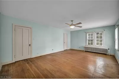 3295 Glencairn Road, Huber Heights, OH 44122 - Photo 9