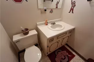 136 Tera Manor, Wintersville, OH 43953 - Photo 25
