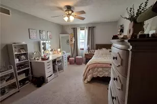 136 Tera Manor, Wintersville, OH 43953 - Photo 17