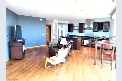 701 W Lakeside Avenue #1107, Loveland, OH 44113 - Photo 7