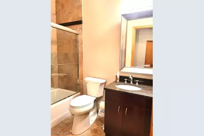701 W Lakeside Avenue #1107, Loveland, OH 44113 - Photo 21