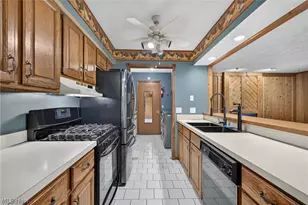 1511 Welch Rd, Painesville Twp, OH 44077 - Photo 11