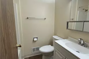 133 Orchard Dr, St Clairsville, OH 43950 - Photo 5