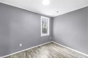 2408 Castle Ave, Loveland, OH 44113 - Photo 15