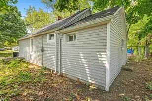 2408 Castle Ave, Loveland, OH 44113 - Photo 29