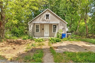 2408 Castle Avenue, Loveland, OH 44113 - Photo 1