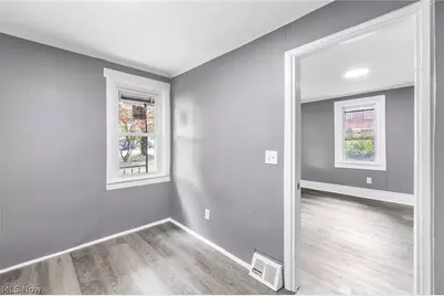 2408 Castle Avenue, Loveland, OH 44113 - Photo 9