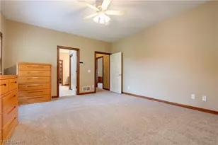 8025 Killeen St NW, Massillon, OH 44646 - Photo 17