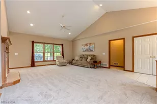 8025 Killeen St NW, Massillon, OH 44646 - Photo 7