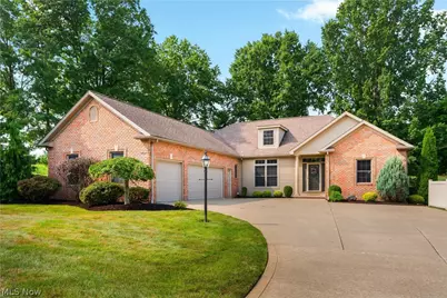 8025 Killeen Street NW, Massillon, OH 44646 - Photo 1