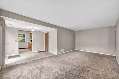 85 Firebush Lane, Northfield, OH 44067 - Photo 5