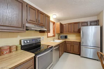 8709 N Leroy Road, Westfield Center, OH 44251 - Photo 17