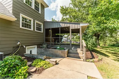 347 Bahlor St SW, Sugarcreek, OH 44681 - Photo 43